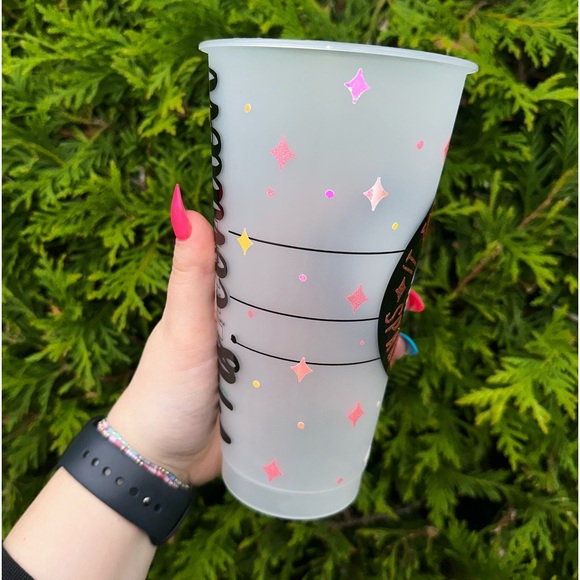 It takes a lot of sparkle to teach cup - Picture 2 of 6